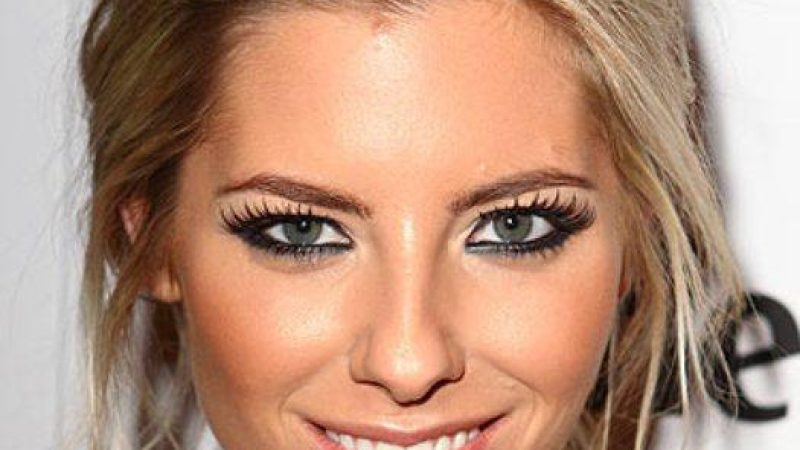 300312_mollie_king_lrg.jpg