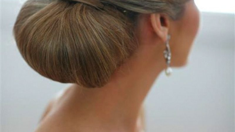 Amazing-clean-and-cute-wessing-hairstyle.jpg