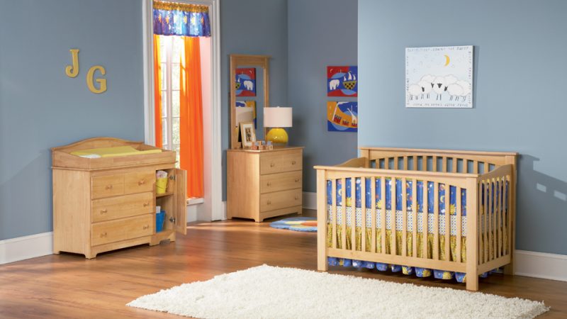 Columbia_Natural_Maple_Finish_Convertible_Baby_Crib_small_2.jpg