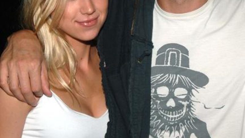 Enrique-Iglesias-and-Anna-Kournikova.jpg