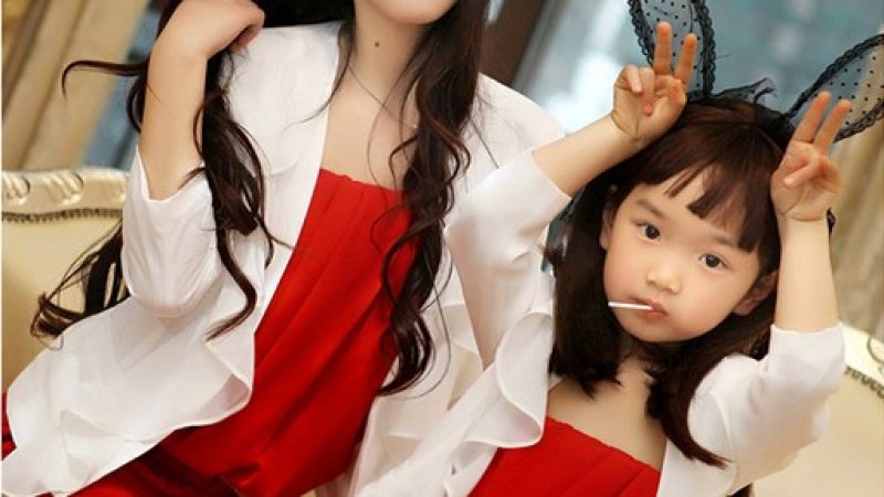 Family-Summer-Clothes-Women-Girls-Jumpsuit-Mother-Daughter-Red-Strapless-Romper.jpg