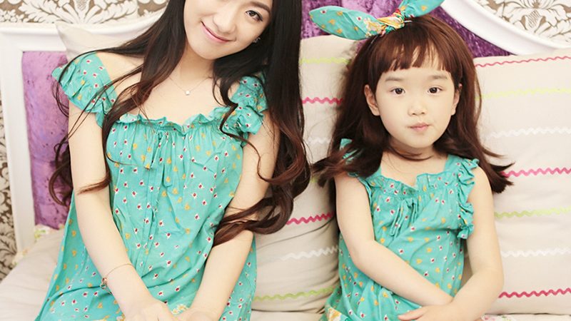 Family-fashion-summer-2013-cotton-silk-print-nightgown-at-home-service-sleepwear-clothes-for-mother-and1.jpg