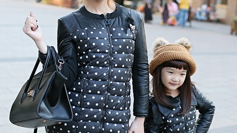 Family-fashion-winter-2013-black-and-white-polka-dot-thickening-wadded-jacket-female-child-outerwear-loose.jpg