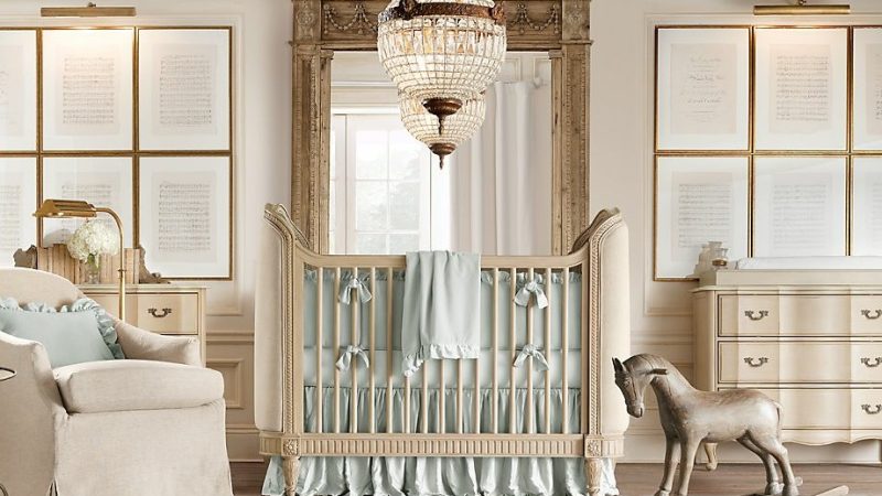 Fancy-Hobbyhorse-with-Wooden-Baby-Crib-with-Green-Bed-Cover.jpg