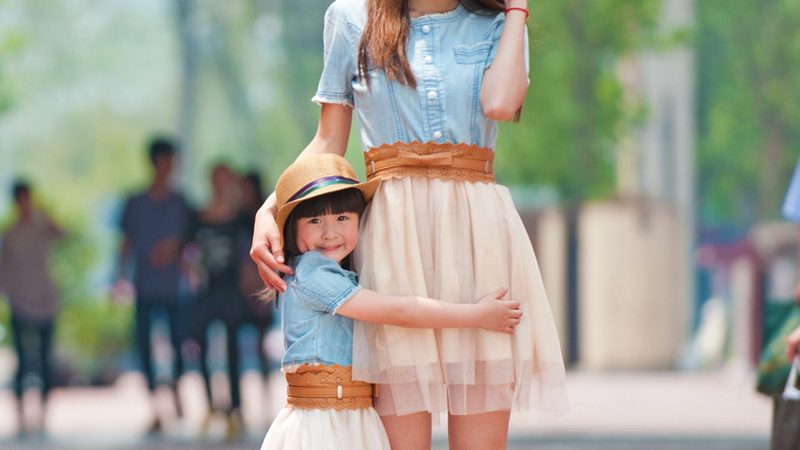 Free-shipping-2013-ms100-fashion-skirt-summer-clothes-for-mother-and-daughter-denim-patchwork-tulle-dress.jpg