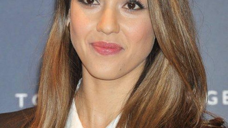 Jessica_Alba_Tokyo_Pictures.jpg