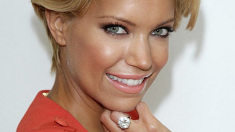 celebritry-wavy-short-hairstyles-682x1024.jpg