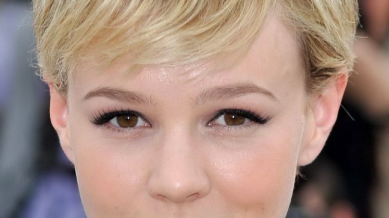 celebrity-pixie-short-hairstyles-669x1024.jpg