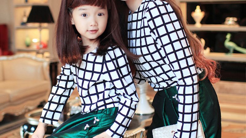 free-shipping-2013-Fashion-autumn-family-black-and-white-lattice-basic-shirt-dark-green-light-slim.jpg