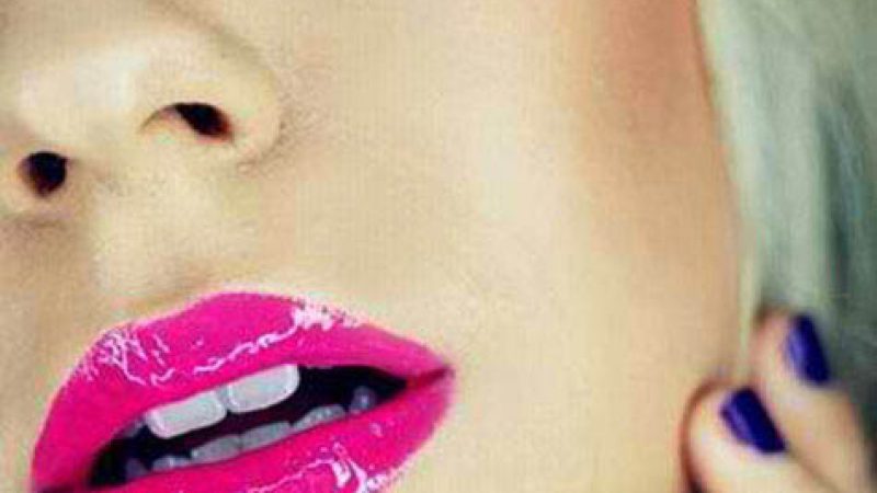 hot-pink-lipstick.jpg